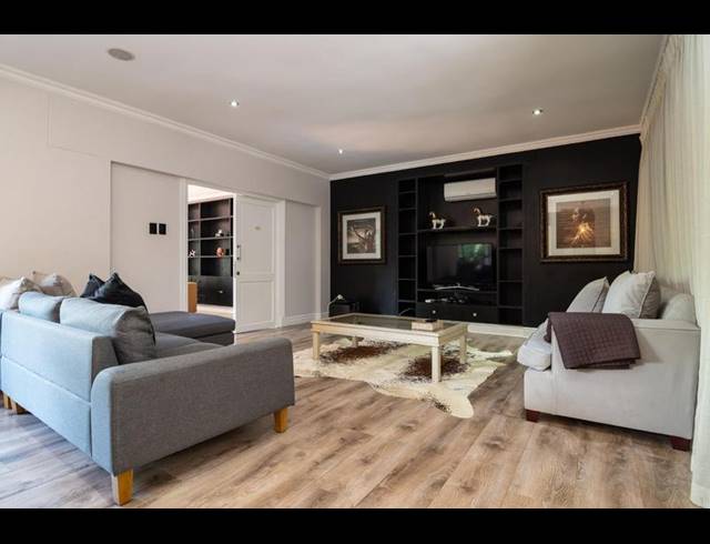 4 BEDROOM HOUSE FOR SALE IN ZIMBALI ESTATE